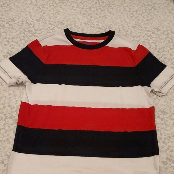 T-shirt - Picture 2 of 2